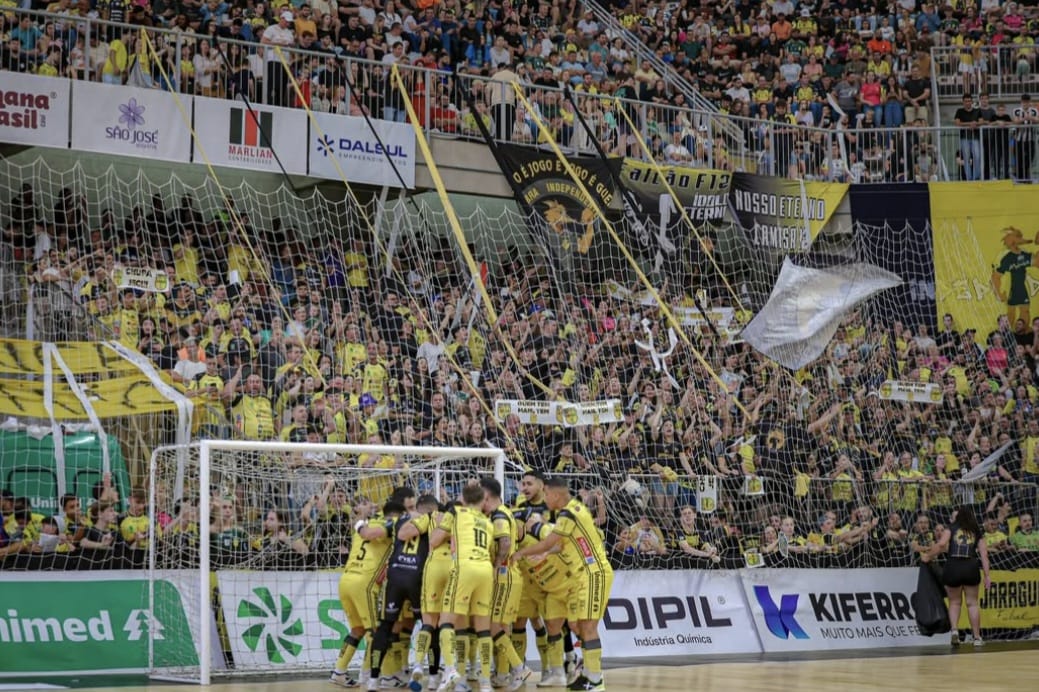 LNF: Ingressos para final entre Jaraguá Futsal e Corinthians esgotam em menos de uma hora