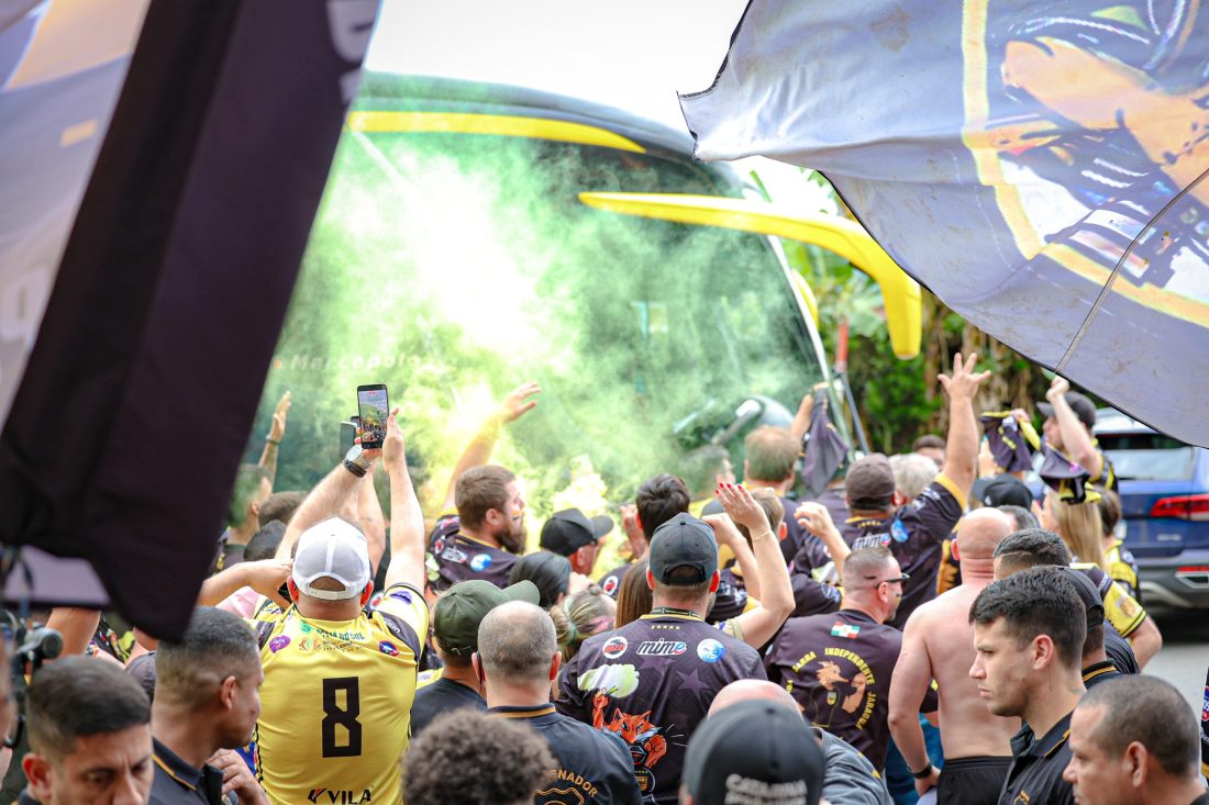 Torcida organizada do Jaraguá Futsal convoca público para recepção histórica neste sábado (13); participe!