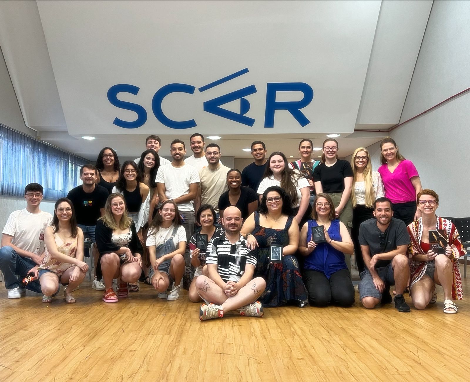 Sabia que Jaraguá do Sul tem um Clube do Livro há mais de 10 anos? Conheça e saiba como participar, é gratuito