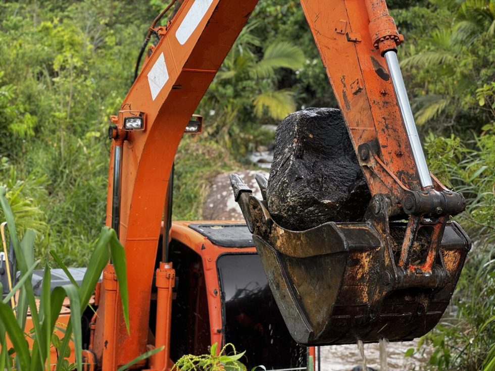 Massaranduba: Após chuvas, Prefeitura reforça limpeza de bueiros e dragagem