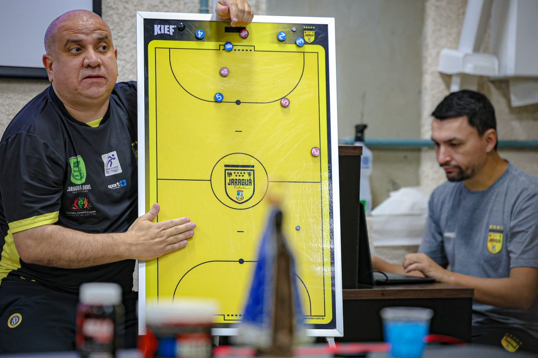 Jaraguá Futsal mantém comissão técnica campeã para a temporada 2026; confira!