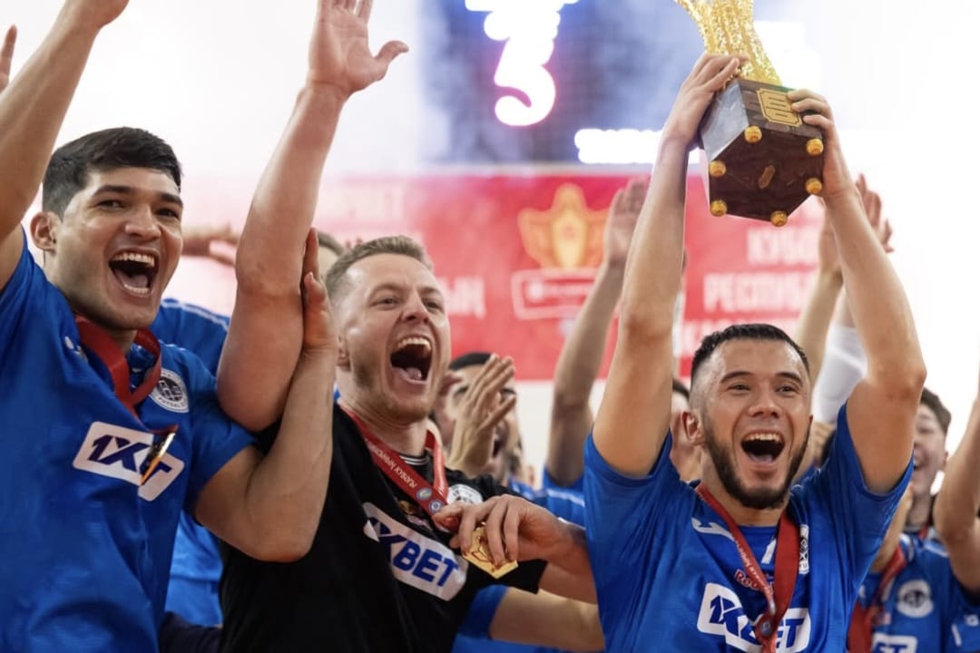 Goleiro jaraguaense conquista bicampeonato de Futsal no Cazaquistão