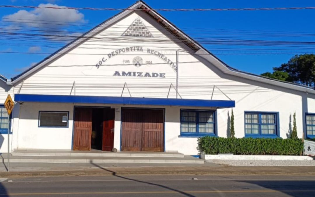 Cultura e tradição: Sociedade Amizade celebra Tarde Dançante com sinergia e gastronomia