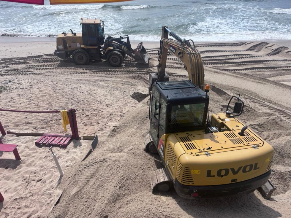 Barra Velha: Ação conjunta recupera praias após danos das chuvas