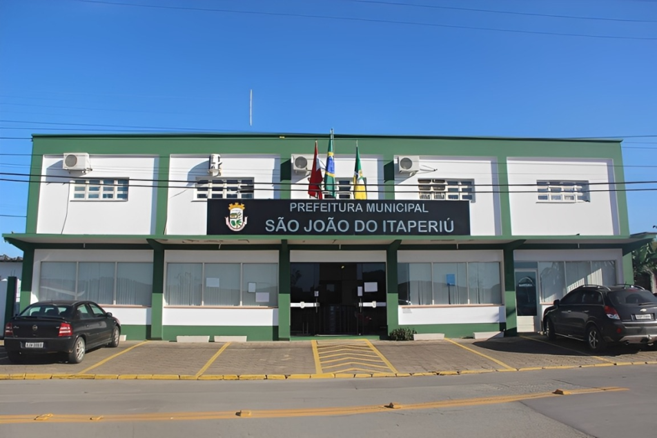 Prefeitura de São João do Itaperiú alerta sobre sites falsos de alistamento militar