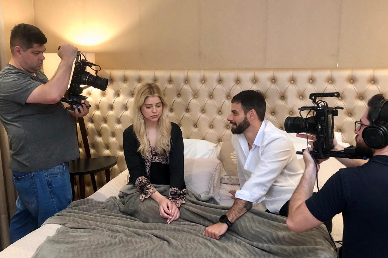 Novela vertical gravada em Santa Catarina ganha destaque em plataforma de vídeo