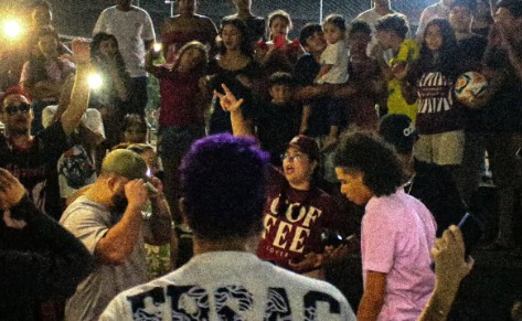 Quer aprender a rimar? Oficina gratuita chega a Jaraguá incentivando jovens subir ao palco; veja!