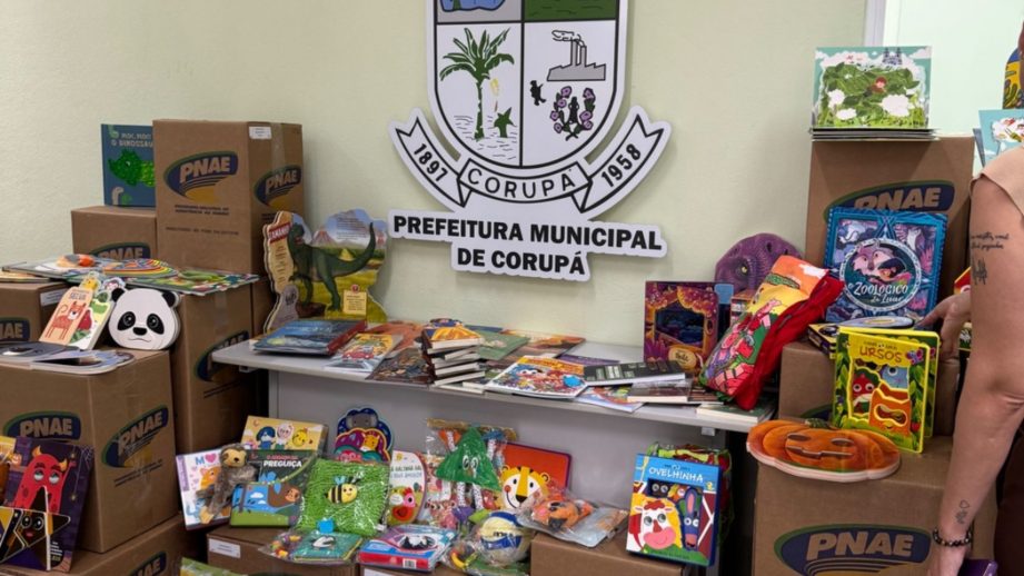 Corupá investe R$ 300 mil em livros literários e amplia acesso à educação