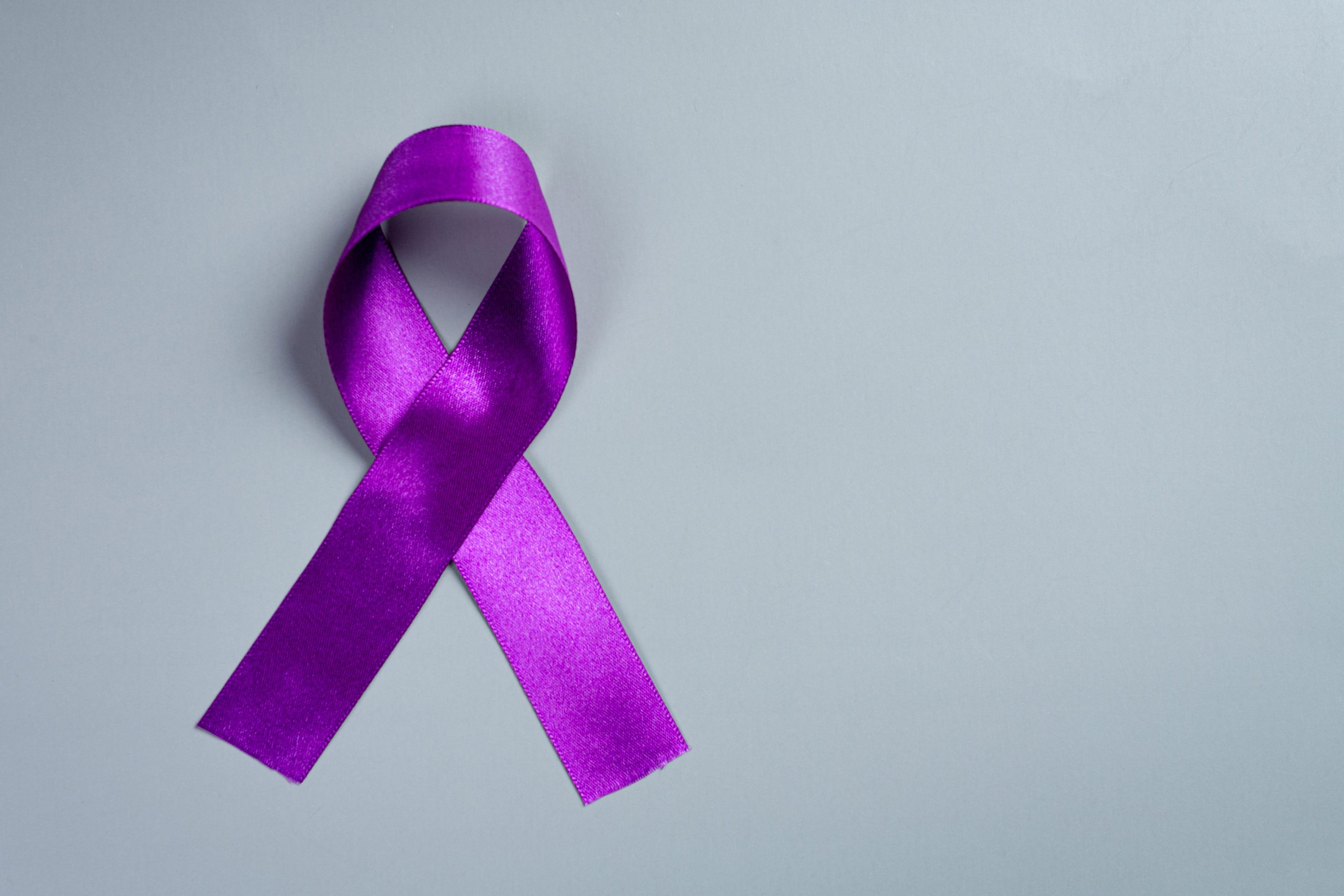 COLUNISTAS: Purple Day: informação, respeito e acesso para enfrentar a epilepsia