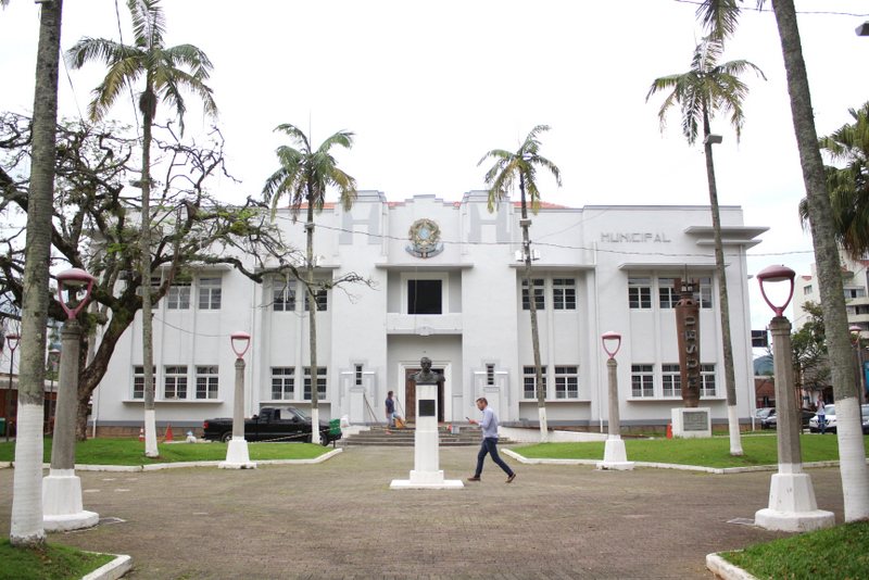 O ano era 2007 e Jaraguá descobriu que a Praça Ângelo Piazera pertencia a Joinville; entenda!