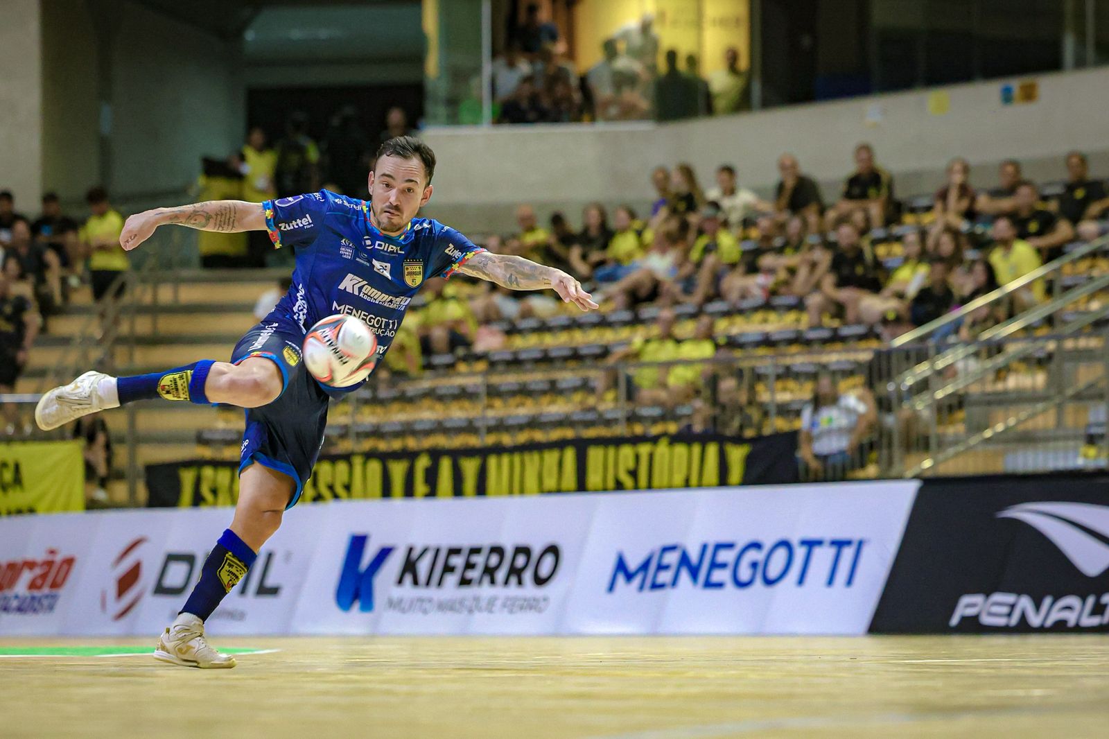 Mais de 6 mil km: Jaraguá Futsal encara maratona de jogos e viagens entre Brasil e exterior