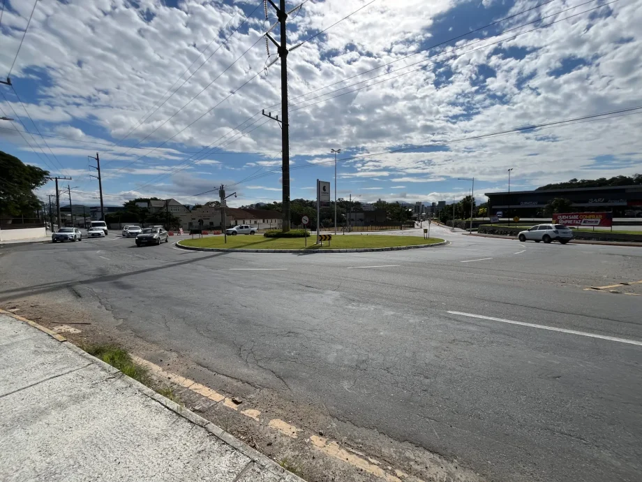 Binário dos bairros Jaraguá Esquerdo e Barra do Rio Molha terá ajustes; veja mudanças