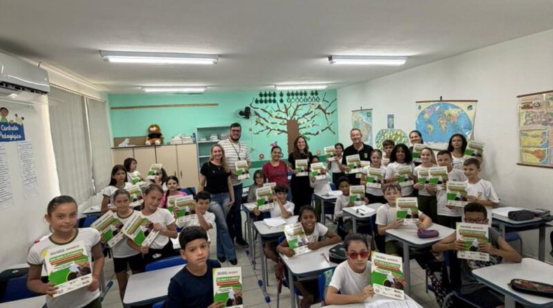 Schroeder se destaca na alfabetização e supera metas nacionais