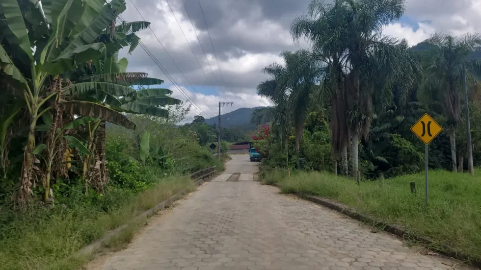 Nova ponte no Rio da Luz II promete melhorar segurança e tráfego; Veja detalhes!