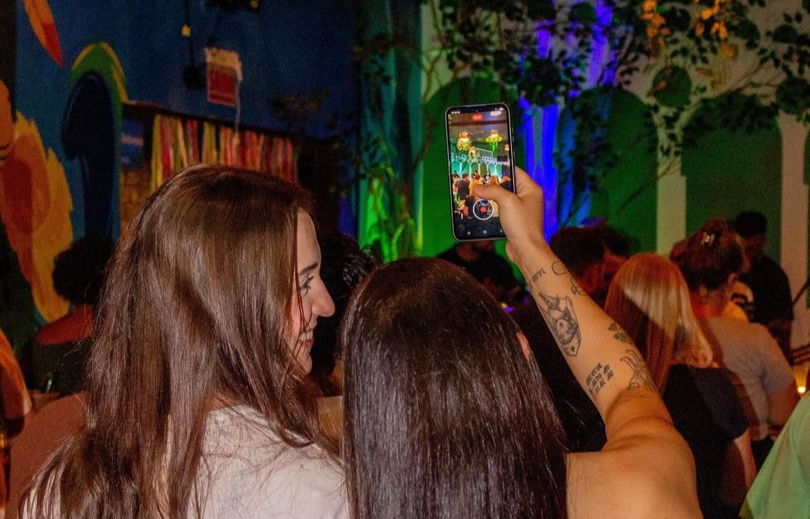 Karaokê e muito samba! Veja a agenda de eventos desta semana em Jaraguá do Sul – 16 a 19 de abril