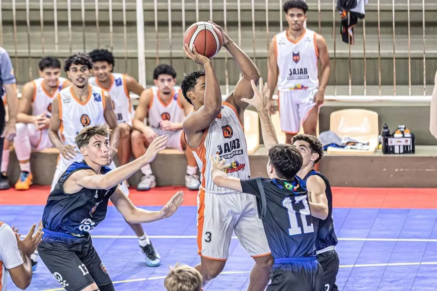 AJAB segue imbatível e domina Estadual de Basquete Sub-17 e Sub-20