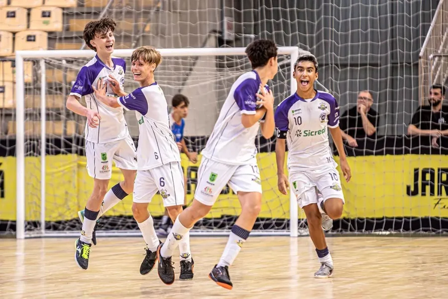 Jogos Escolares 15 a 17 anos fecha etapa municipal, veja os campeões