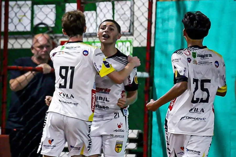 Jaraguá do Sul recebe rodadas do Catarinense de Futsal Sub-10 e Sub-15; veja os horários