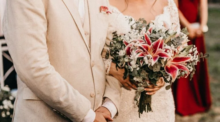 Prefeitura de São João do Itaperiú abre inscrições para casamento comunitário; saiba onde se inscrever