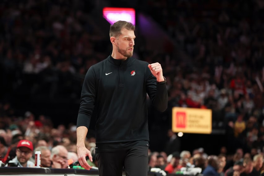 Ex-jogador catarinense é anunciado como novo técnico do Chicago Bulls na NBA em 2026
