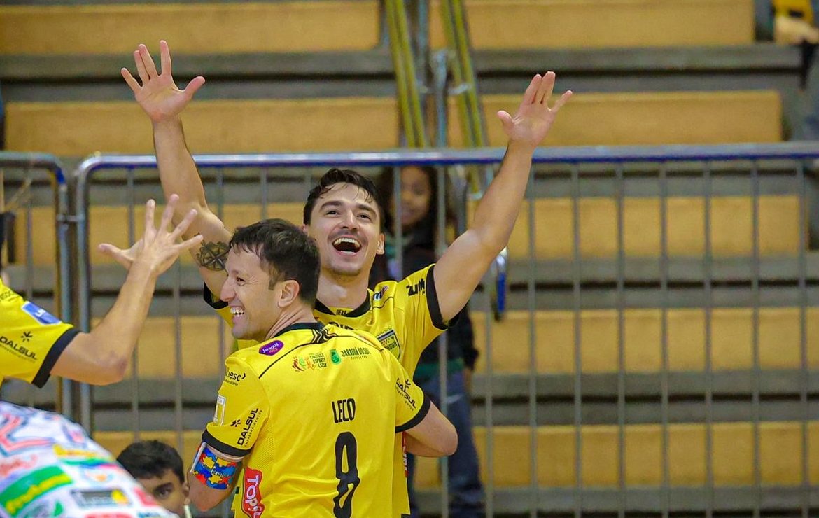 Jaraguá Futsal vence o Floripa fora de casa e soma quatro vitórias seguidas no Catarinense