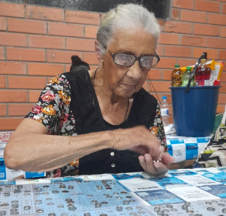 Aos 95 anos, benzedeira guarda memórias de uma Guaramirim que quase não existe mais