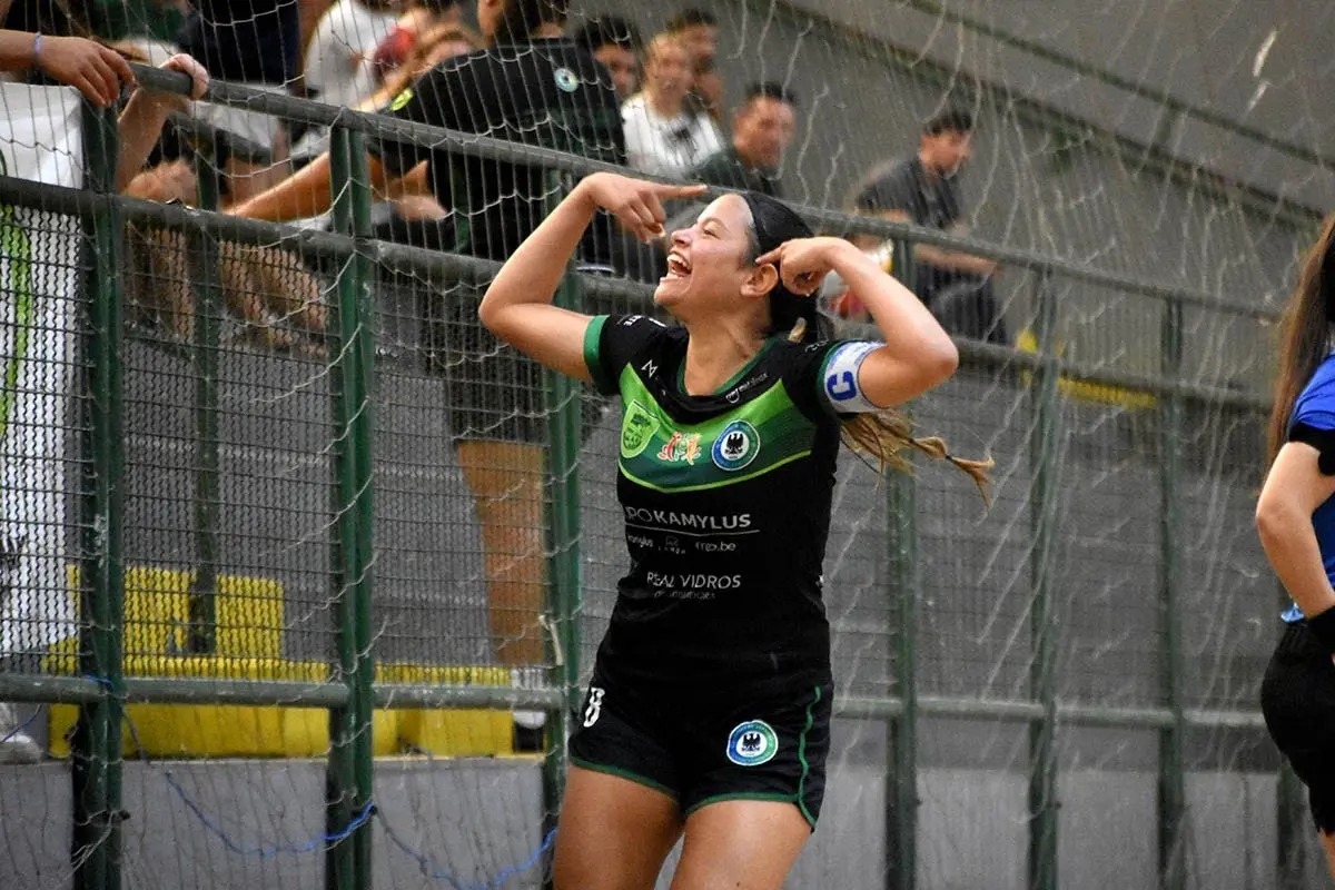 Jaraguá do Sul estreia invicta no Catarinense Sub-18 de Futsal Feminino e assume liderança do Grupo B