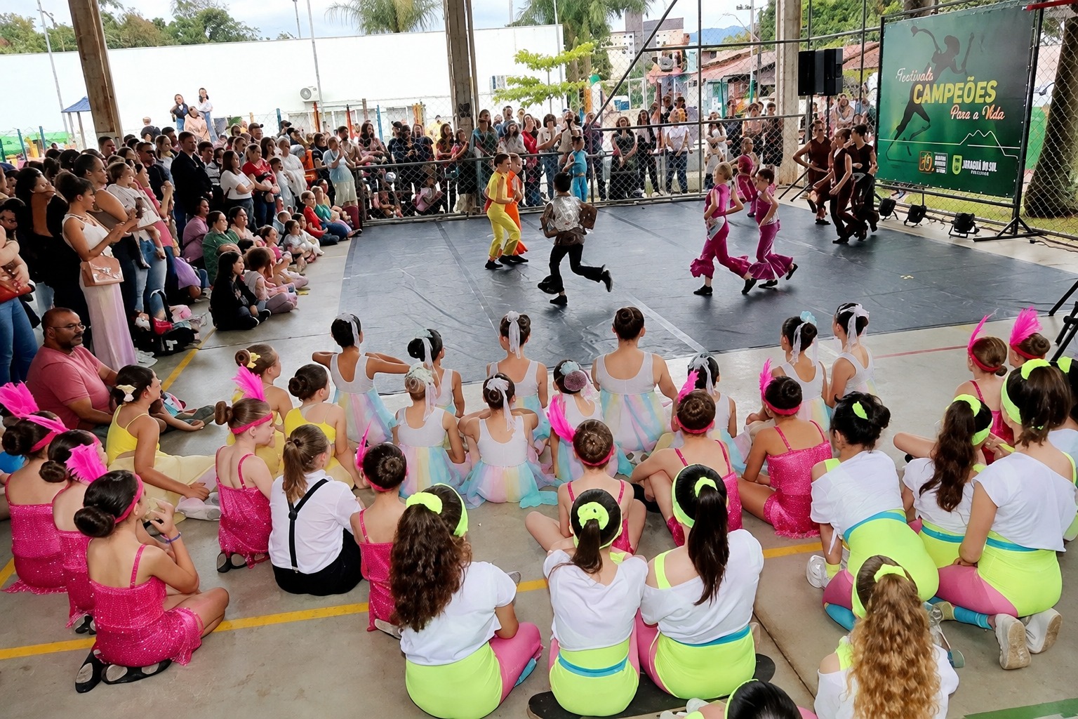 Dia das Crianças em Jaraguá do Sul terá tarde de brincadeiras gratuitas na Praça Ângelo Piazera