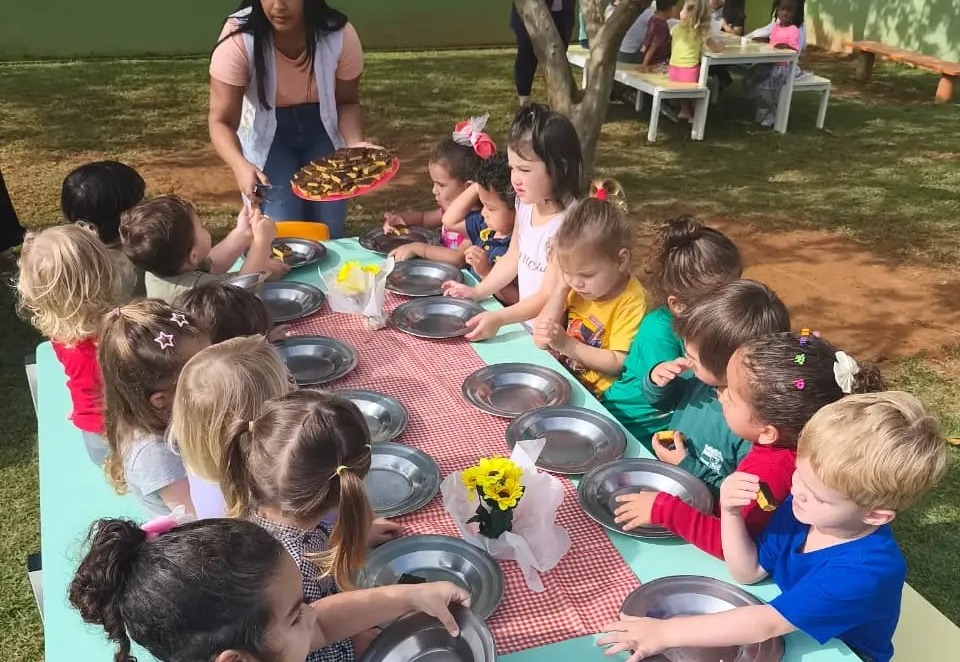 Cabelo maluco, fantasias e muita diversão: veja como escolas de Jaraguá do Sul celebraram o Dia da Criança