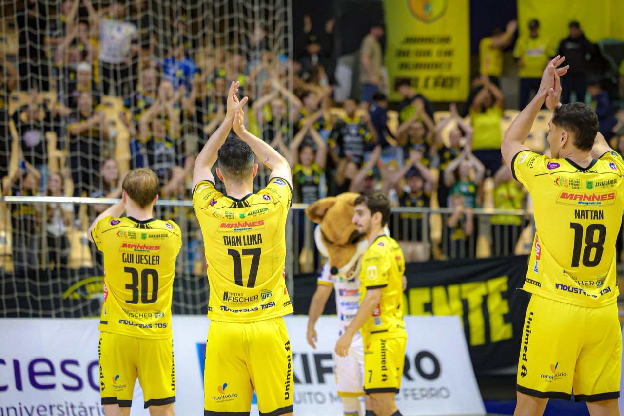 Jaraguá Futsal vence Blumenau de virada e garante vaga na semifinal do Catarinense; veja os gols
