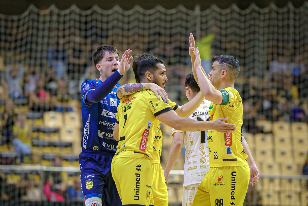 Jaraguá Futsal goleia Caçador e fecha fase inicial do Catarinense como vice-líder; veja o adversário nas quartas