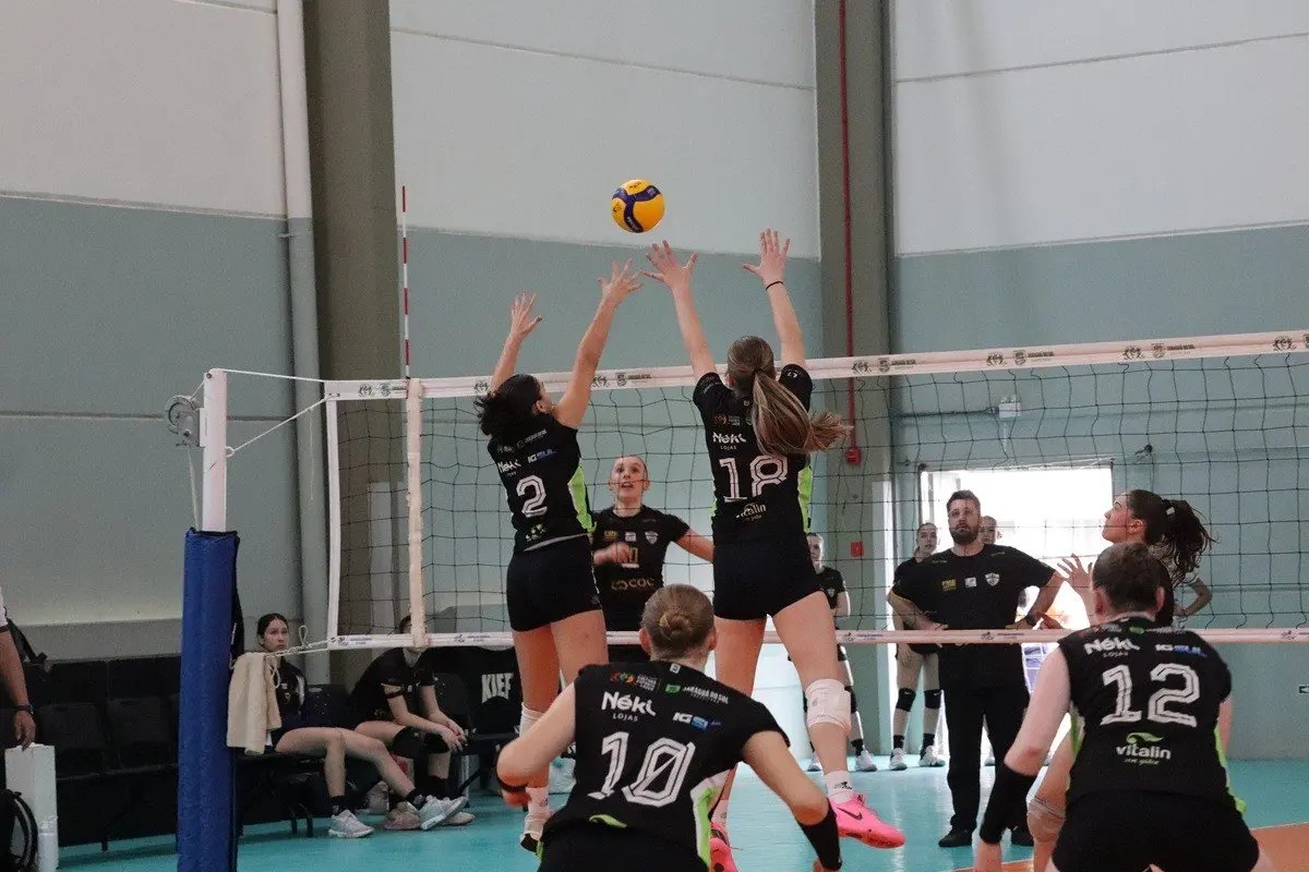 Jaraguá do Sul avança à Série Ouro e vai disputar o pódio do Estadual de vôlei sub-17